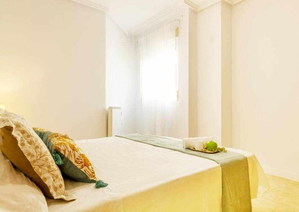 Apartamento Pink Maritimo Torrevieja Exteriör bild